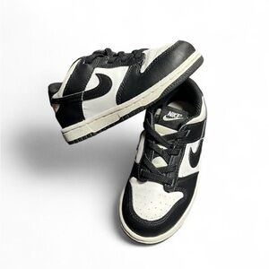 Nike Dunk Panda 🐼 Sneakers in Black and White size 9C